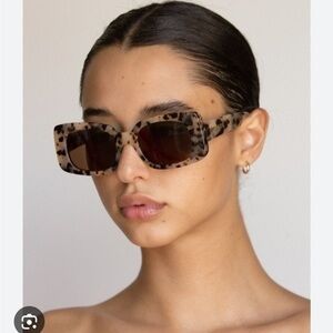 Lu goldie coco sunglasses